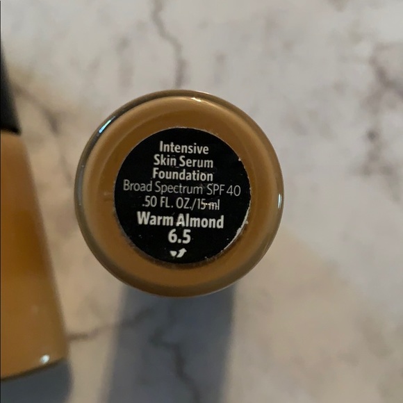 Bobbi Brown Intensive Skin Serum Foundation - Picture 3 of 13
